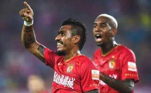 恒大遇困难从来不怂,恒大艰难时刻