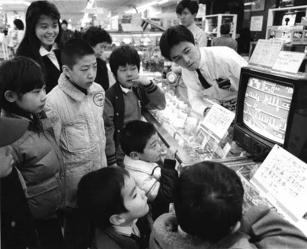 任天堂时代2：“霸王条款”掌控渠道与任天堂体制的形成