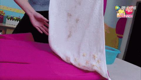 大衣不用熨烫怎么去褶皱,毛呢大衣脏了不用洗