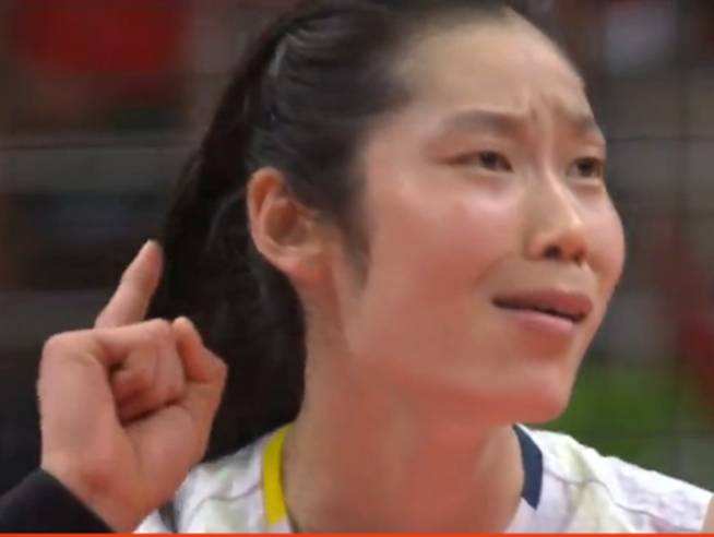 郎平霸气夺冠,郎平在夺冠中选人片段