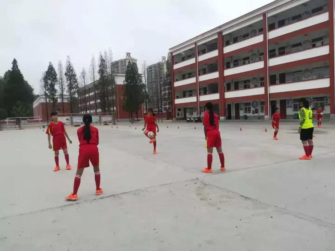 建业足球名单,建业杯足球比赛