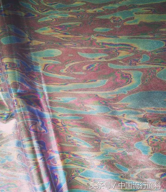 女装趋势新品,女装时髦款式