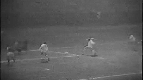 玻尔丹麦门将,足坛名宿玻尔