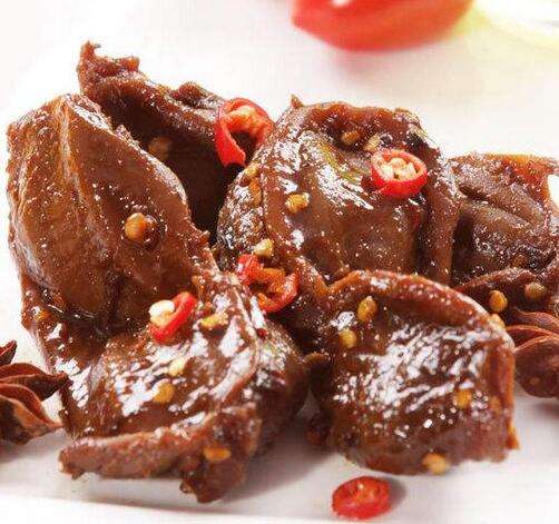 周黑鸭自己在家怎么卤,周黑鸭制作方法和配方