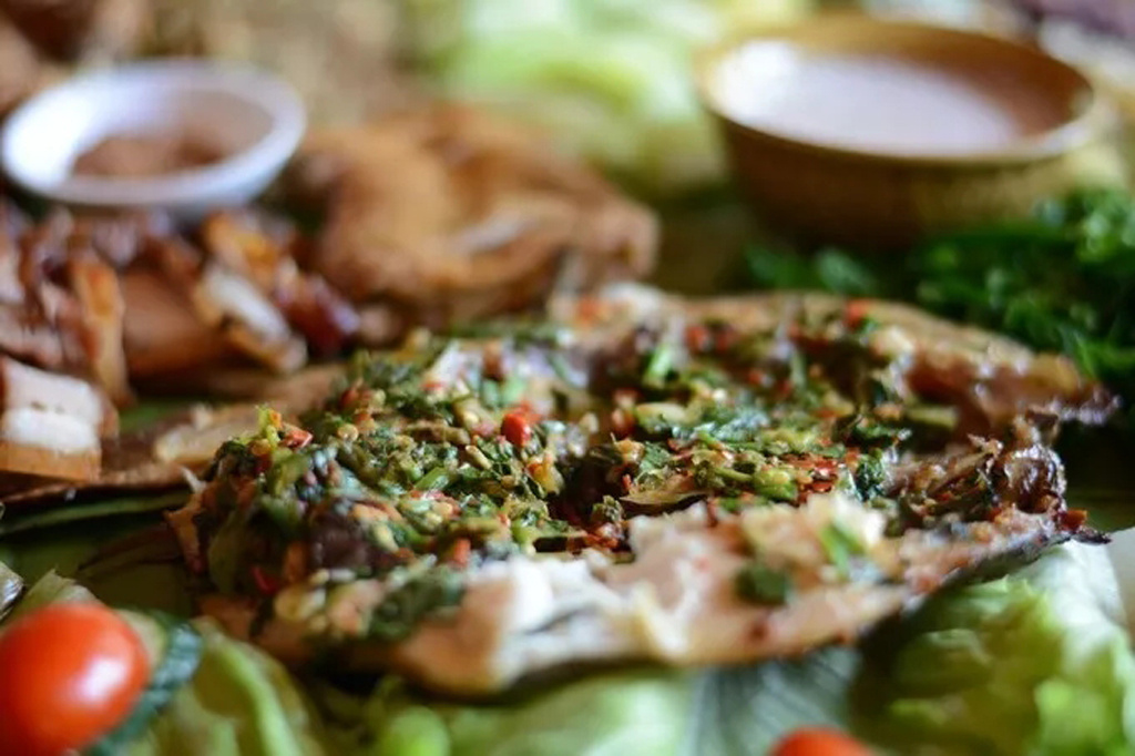 德宏美食攻略一日游,德宏美食古镇