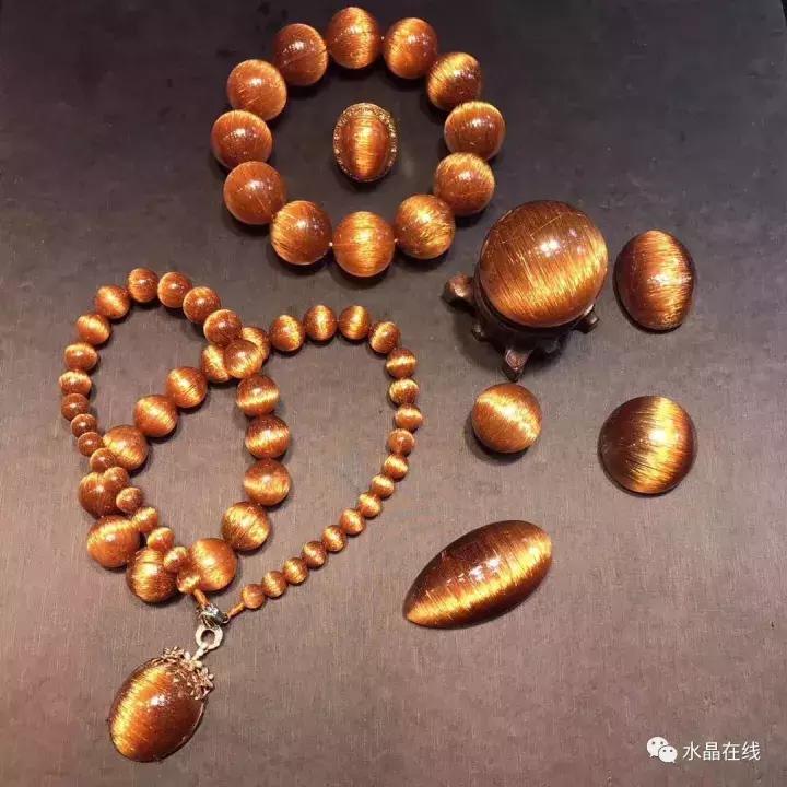 水晶和舒俱来哪个更有价值,真正的天然水晶是什么样的