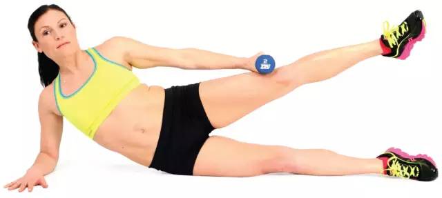 平板支撑怎么做才能练出腹肌,练腹肌最好的8个动作练平板支撑