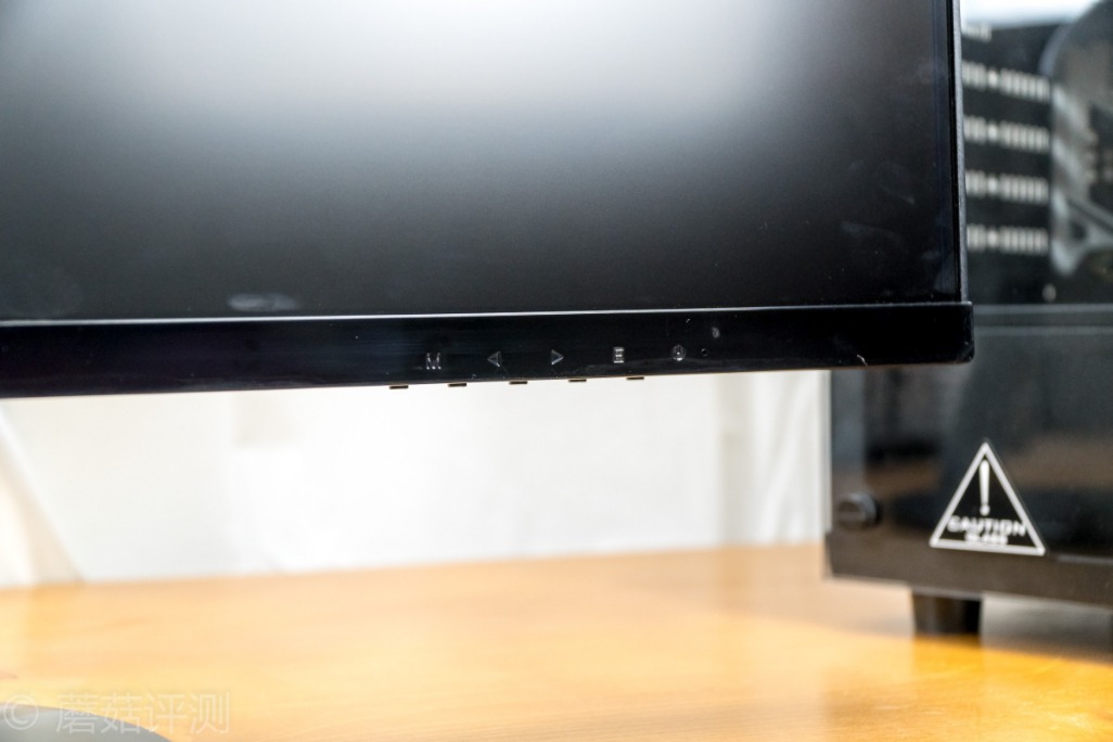 惠科27寸曲面显示器c270w拆解,惠科27qc显示器评测
