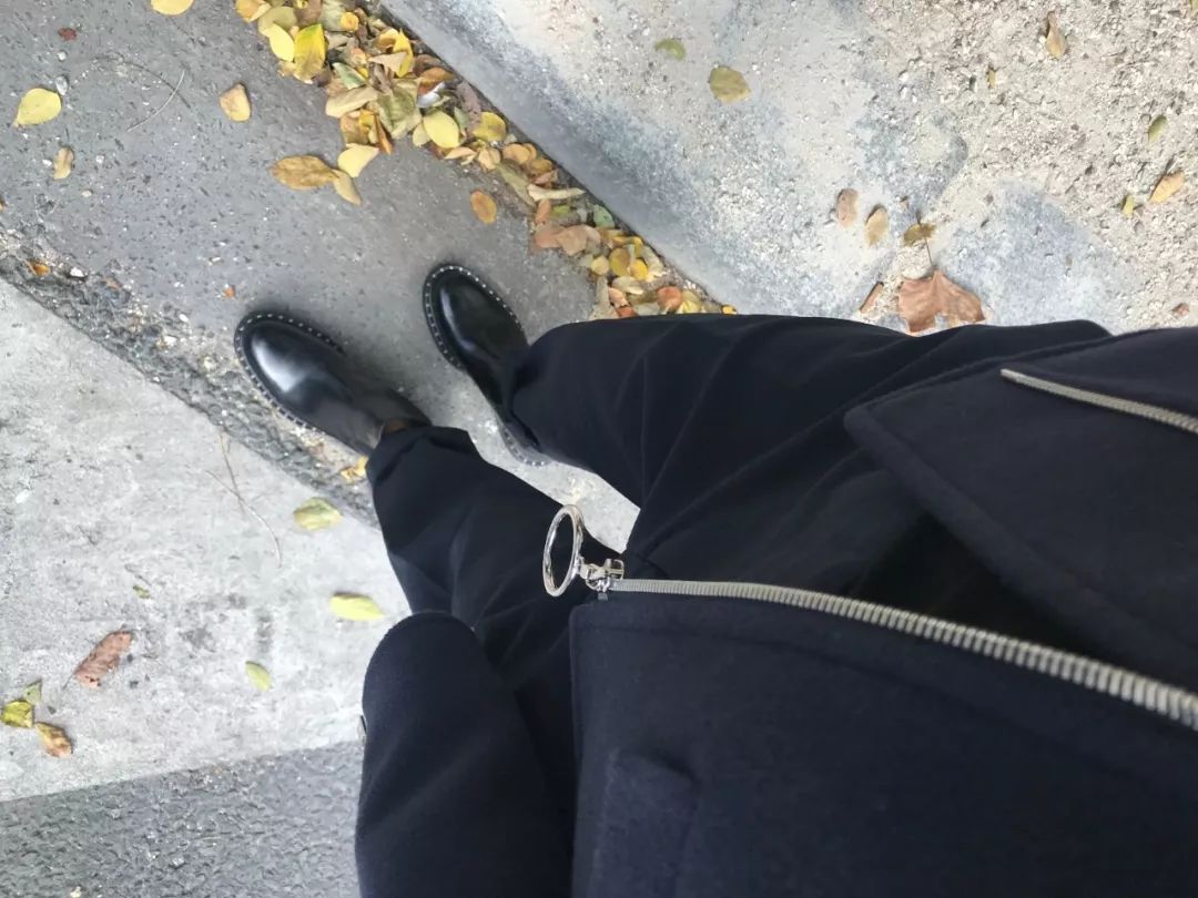 编辑们去了一趟时装周，攒了半年的工资全！没！了！