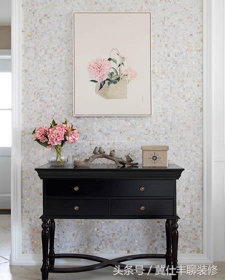 156㎡四居，现代美式风格，沙发墙用“护墙板+乳胶漆”，真漂亮