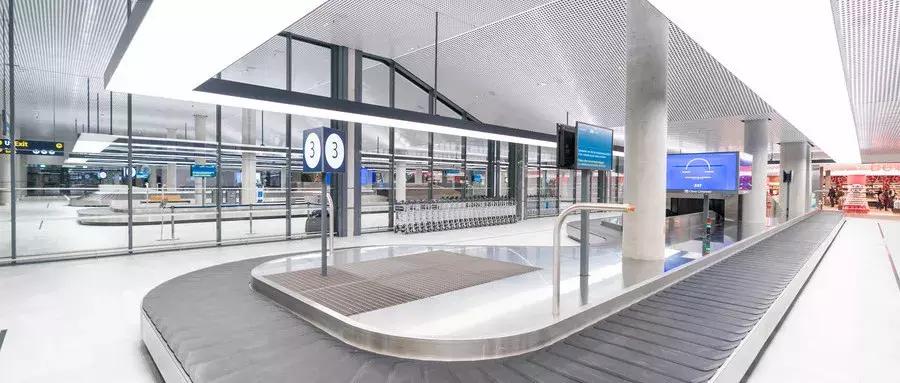 机场行李托运要不要封口,机场行李忘托运