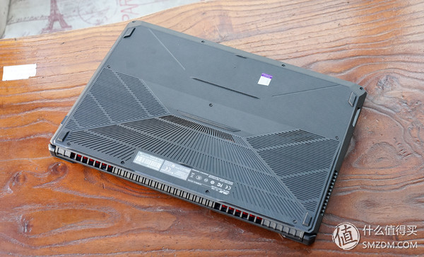 游戏本中的法拉利华硕飞行堡垒6Plus评测