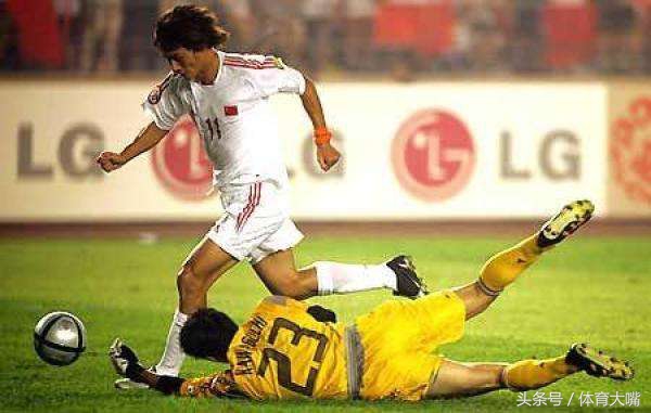 李毅大帝成就,李毅亚洲杯错失单刀