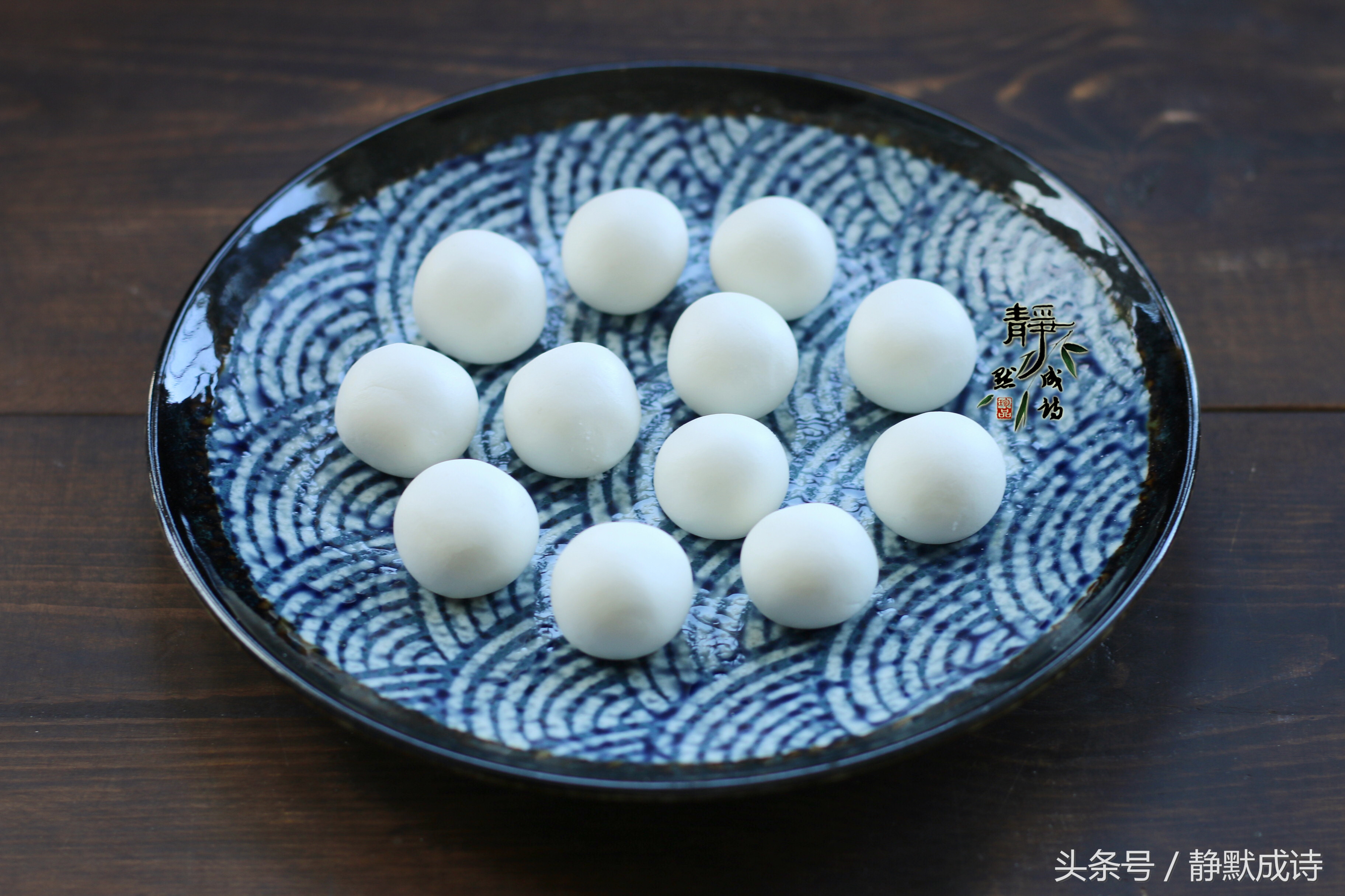 水磨糯米粉和粘米粉汤圆的做法,什么牌子的糯米粉做汤圆最好吃