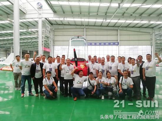 小挖机山河智能,挖机山河智能工作视频