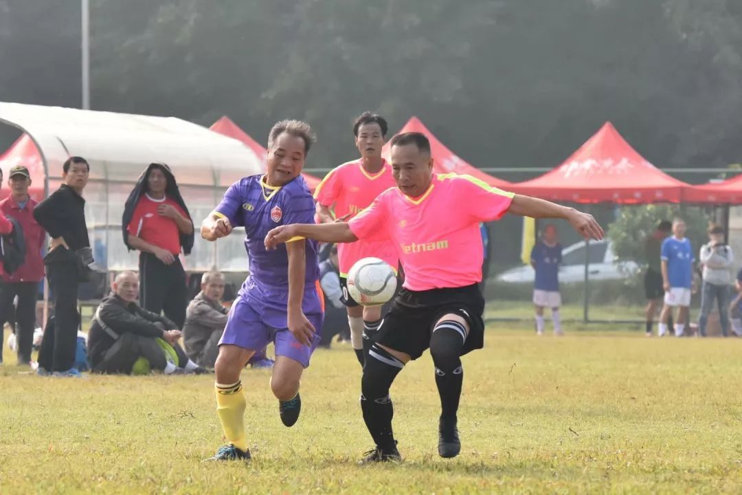 球队招募劲爆视频,正在举行的国际足球比赛