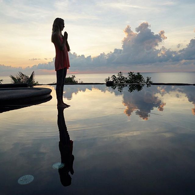 生理期心情不好忍不住想揍人吗，试试这几个动作，瞬间浇灭“怒火”