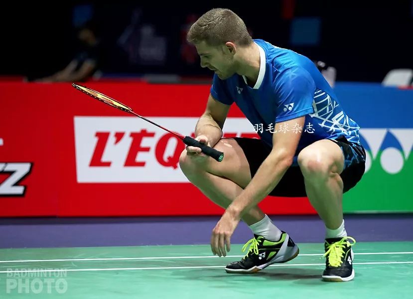 膝盖前叉韧带损伤恢复训练第一周,膝关节左侧韧带受伤如何康复训练