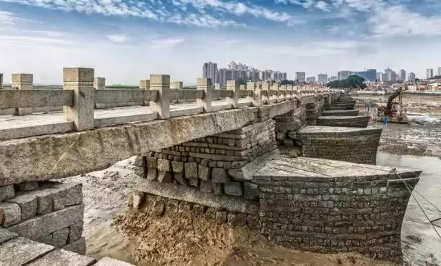 泉州有座中国古代四大名桥,泉州第一座跨海大桥