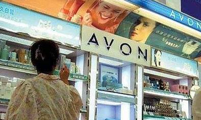 从全球最牛化妆品老品牌到烫手山芋,雅芳在中国真撑不下去了