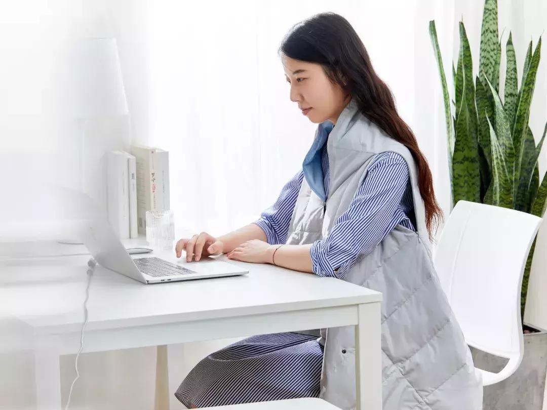 石墨烯多功能羽绒毯,新款多功能便携羽绒盖毯