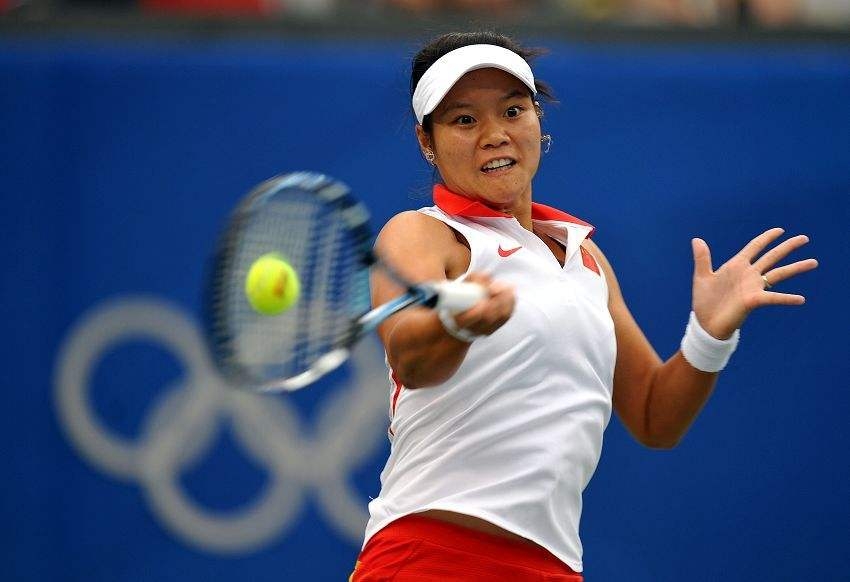 郭晶晶周继红李娜,李娜比郭晶晶好吗