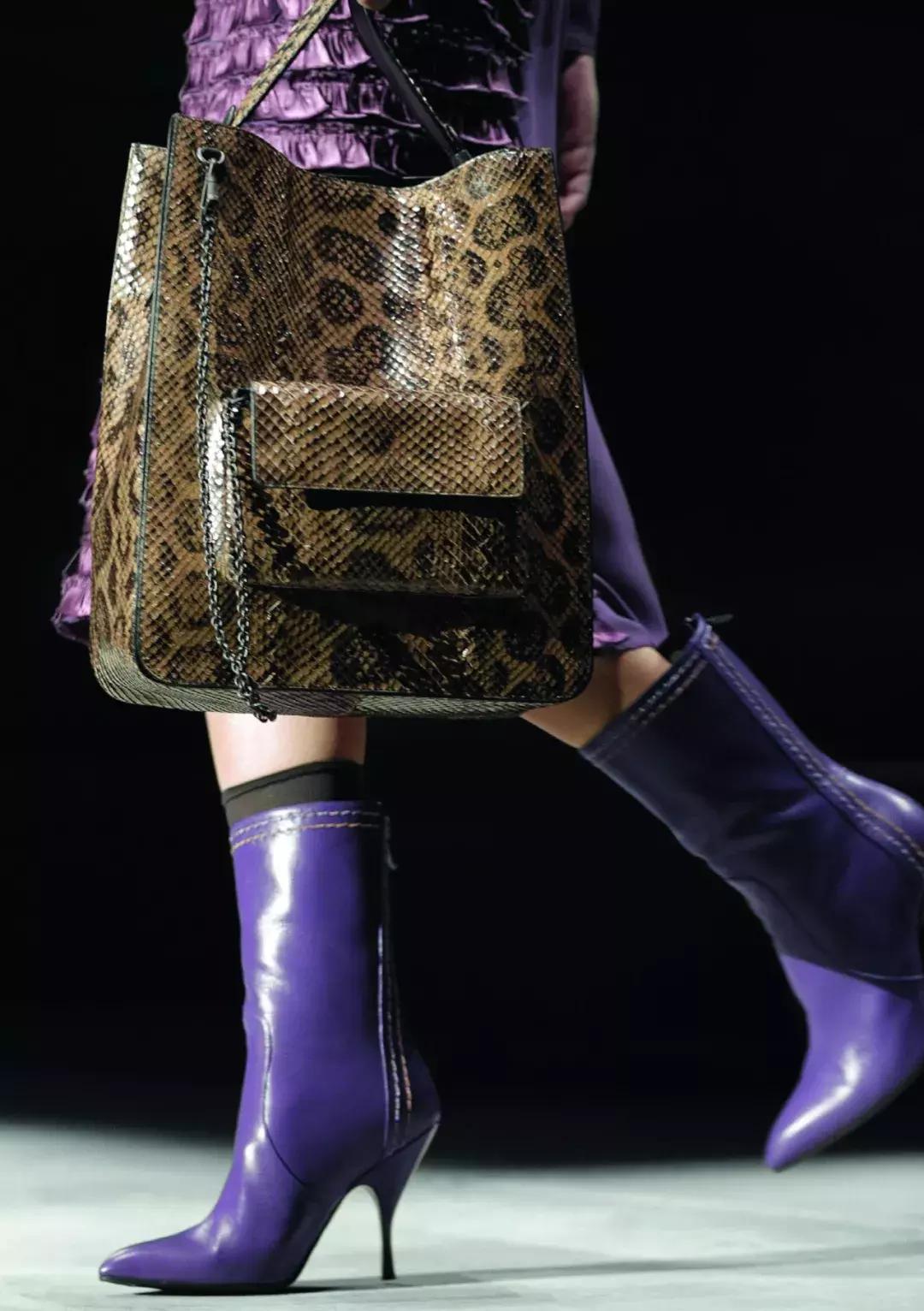 这个冬天的靴子,5款人气短靴时髦好看穿着又舒适