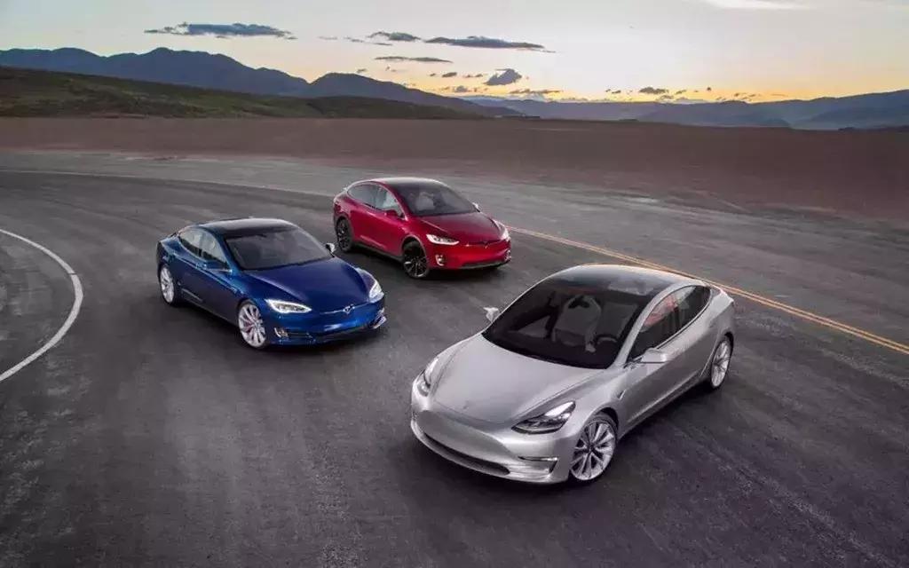 特斯拉的最新车型modely,特斯拉model3和modely买哪个