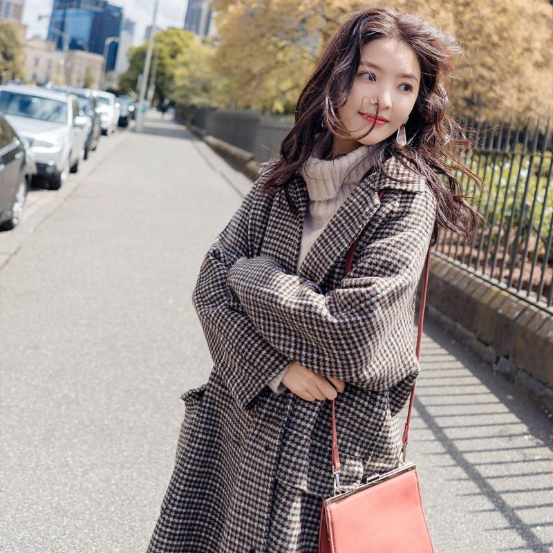 最后说一遍！大衣不要配*袜丝**，瞧韩国女人这样穿，个个迷人有气质