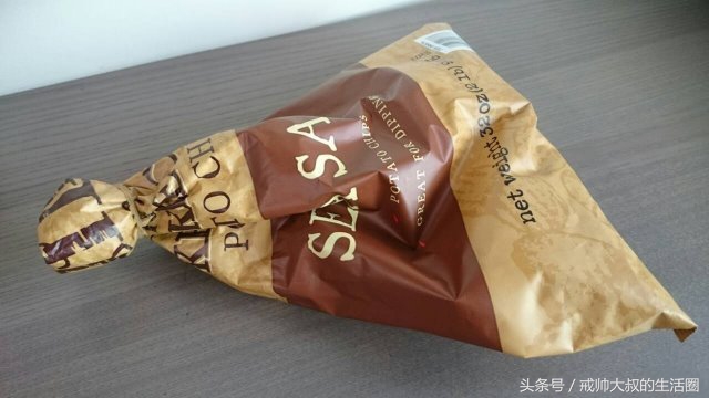 用吸管做封口夹一根就够了,自制封口夹用吸管