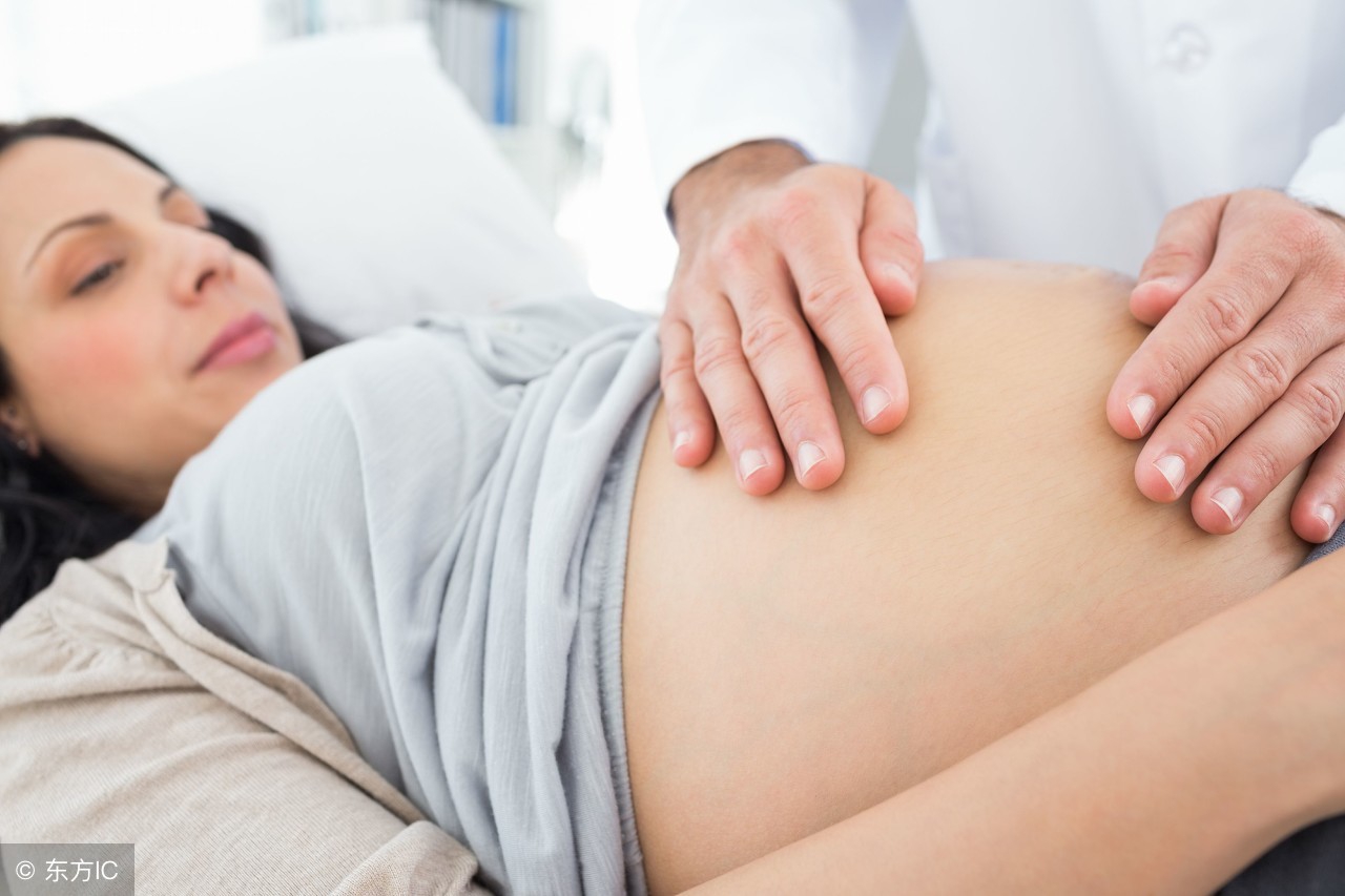 怀孕20周了肚子疼怎么回事,孕20周打喷嚏肚子疼