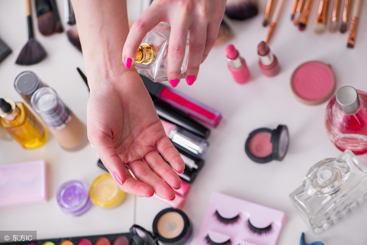 出国英语日常口语书推荐,英语口语购物教读视频