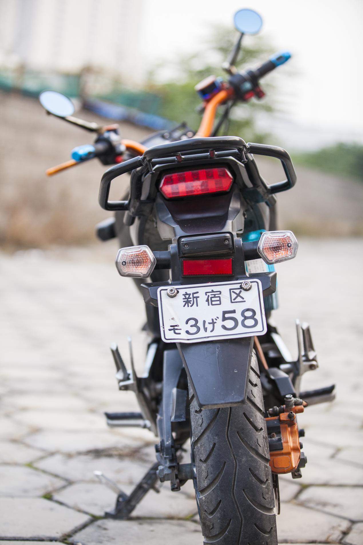 孤独夜里男孩的唯一陪伴，小厂电摩也有的情怀槽车详聊小猴m3！