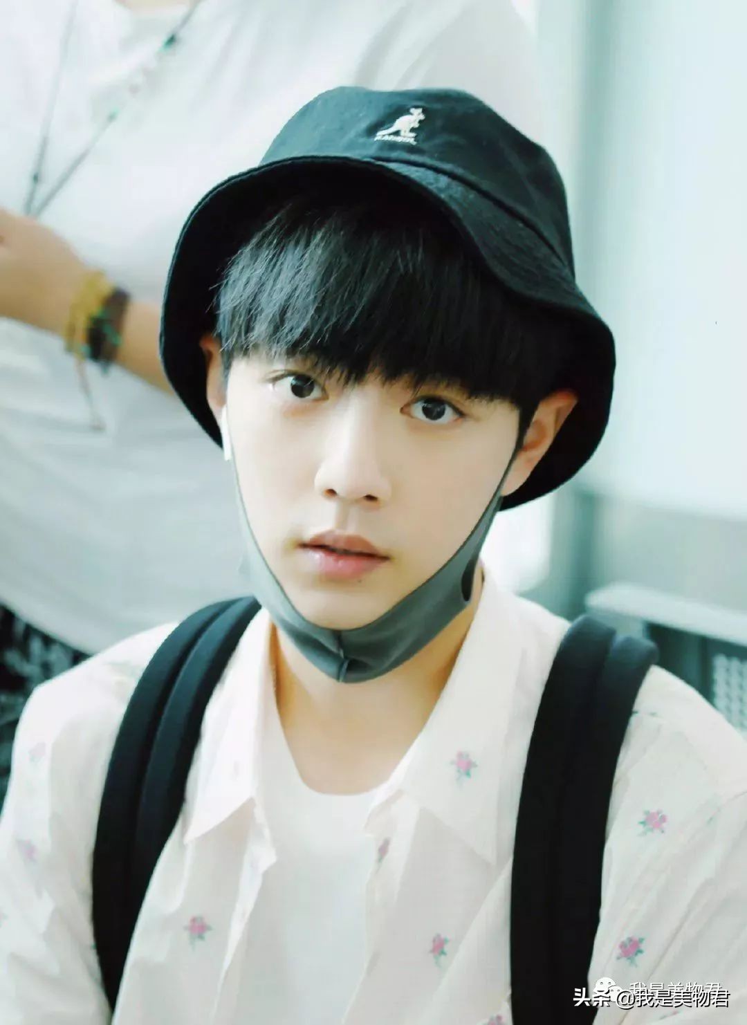 头大脸大适合什么帽子秋冬渔夫帽,脸小戴哪一款帽子好看