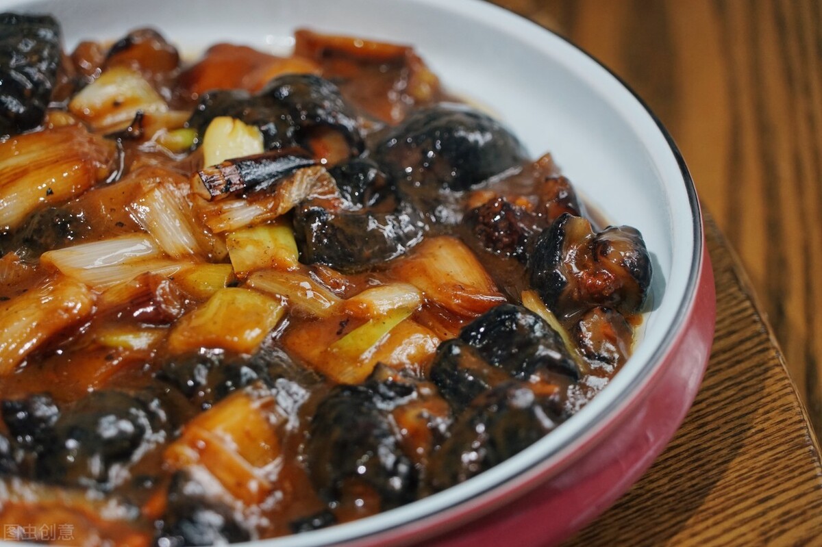 葱烧海参的绝妙之处,顶级葱烧海参