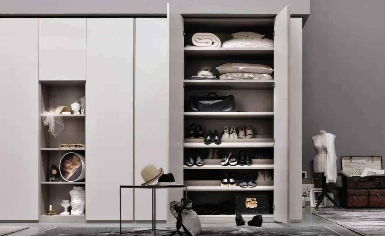 衣柜受潮发霉怎么解决,衣柜发霉是用84擦还是用酒精擦