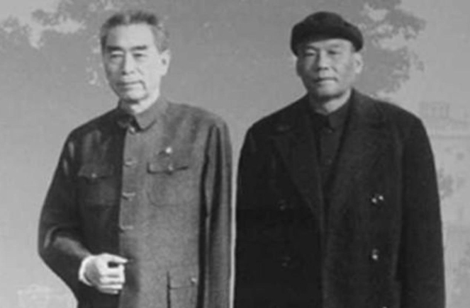 胡宗南身边特工熊向晖,潜伏里胡宗南占领延安