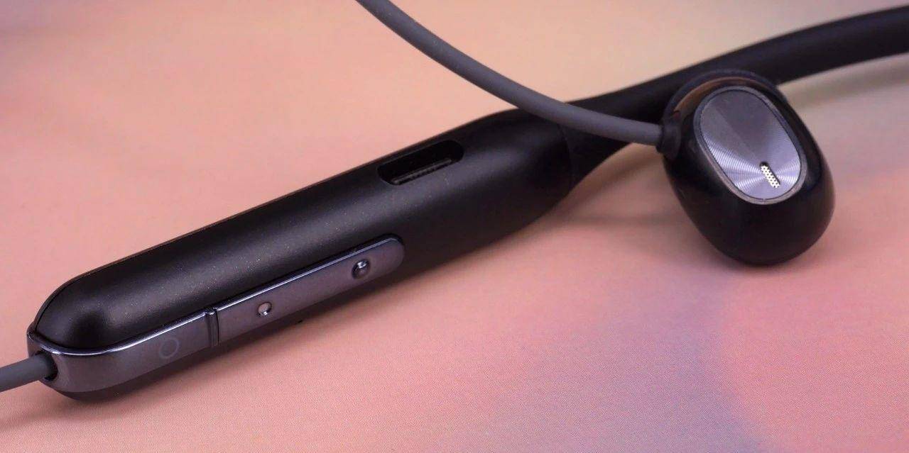 无线耳机哪种音质最好最实用,苹果有线耳机与无线耳机音质对比