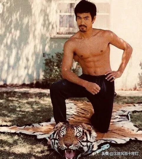 郭晨冬辣评李小龙仅此而已，少林释延觉反怼：一个十八线开外商人