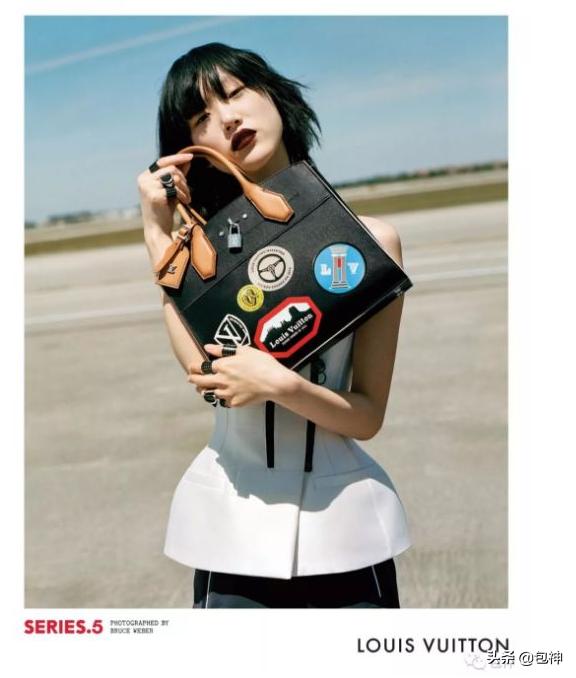 包神二手奢侈品,贴满徽章的包包lv