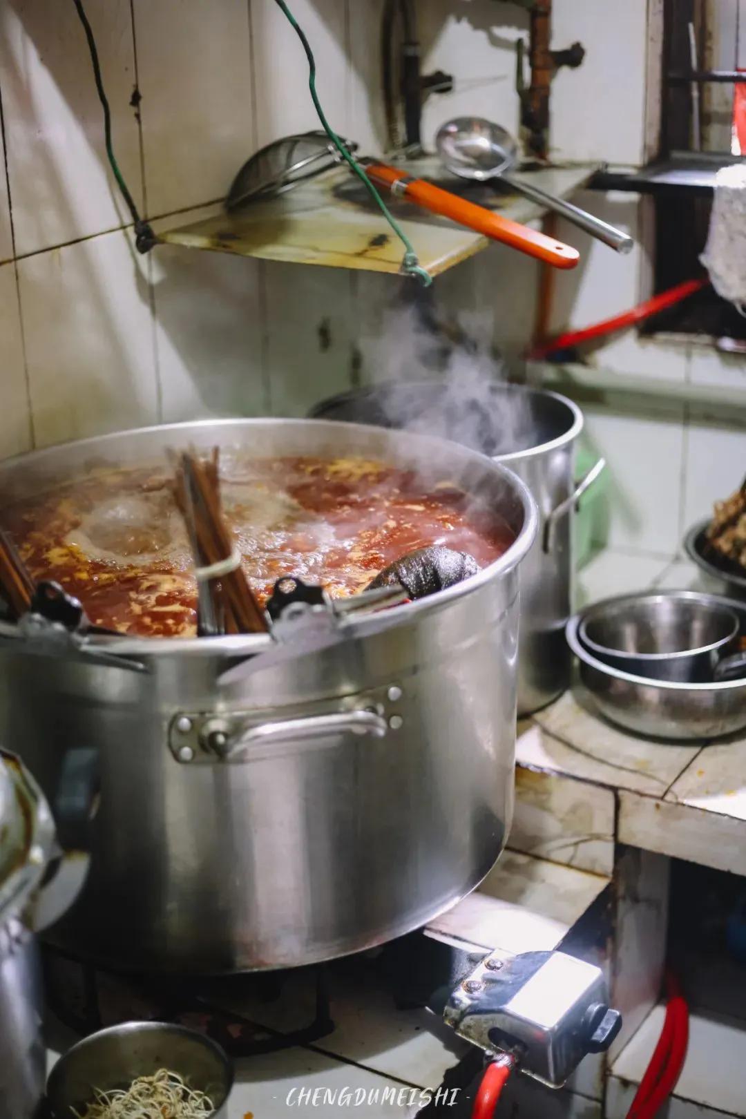 成都哪些地方还有老居民楼,这些消失的成都老地标你可还记得