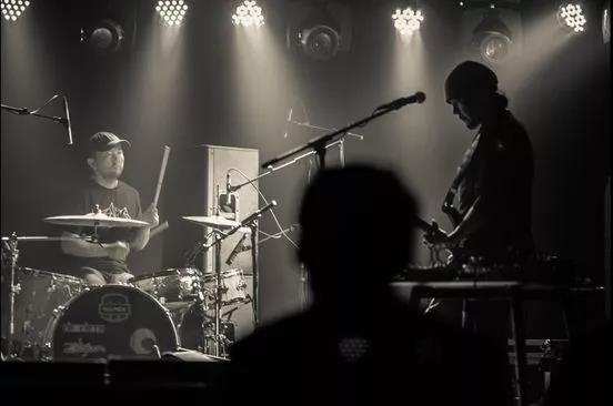 上海草莓基地挖草莓苗,超级草莓上海