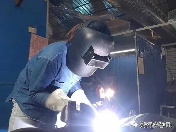 女生学的焊工,焊工好学吗女人学焊工好学吗