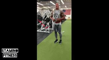 巨石强森母亲父亲多高,巨石强森父亲