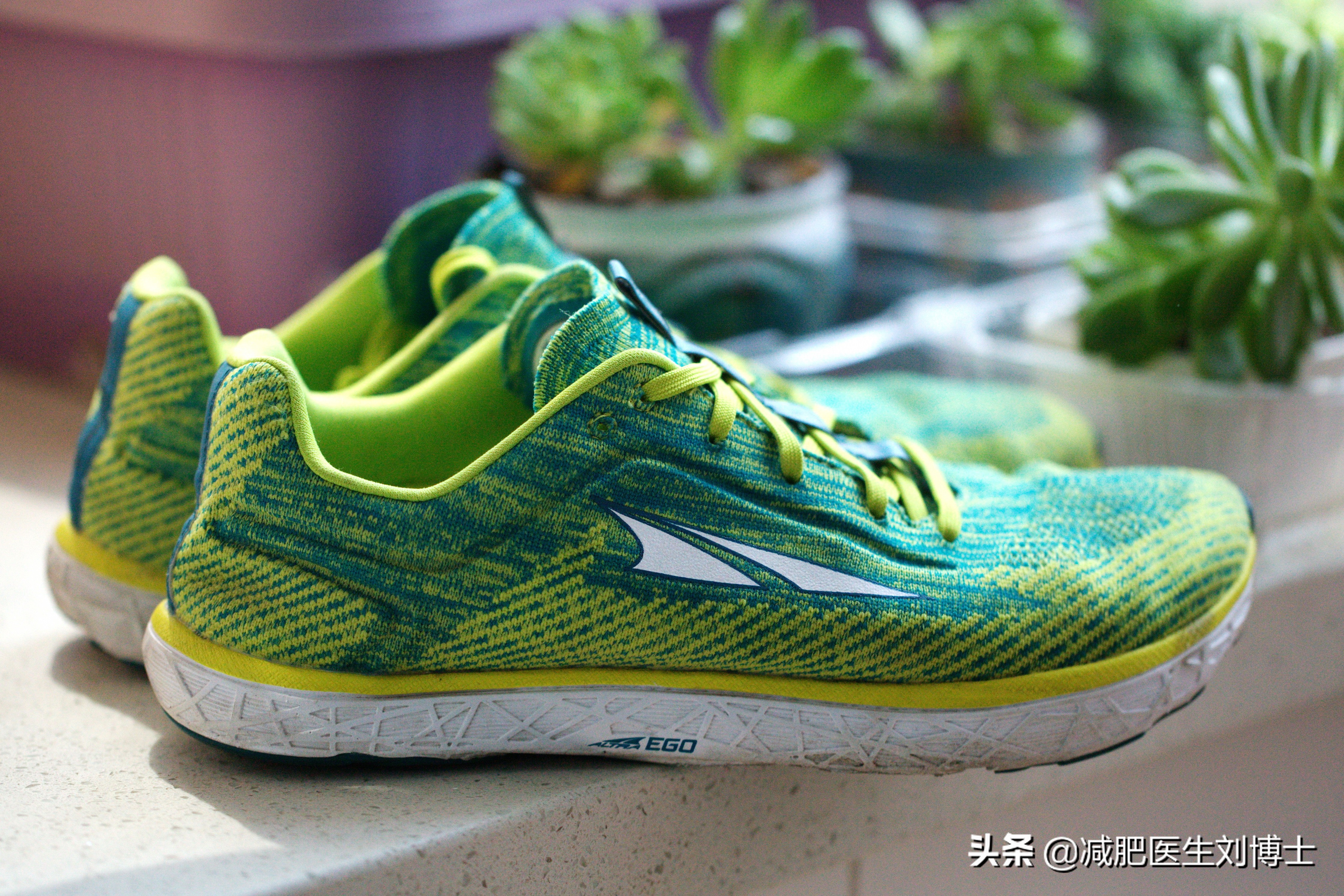 比较推荐的几双入门级跑鞋,公认脚感最好的10双跑鞋