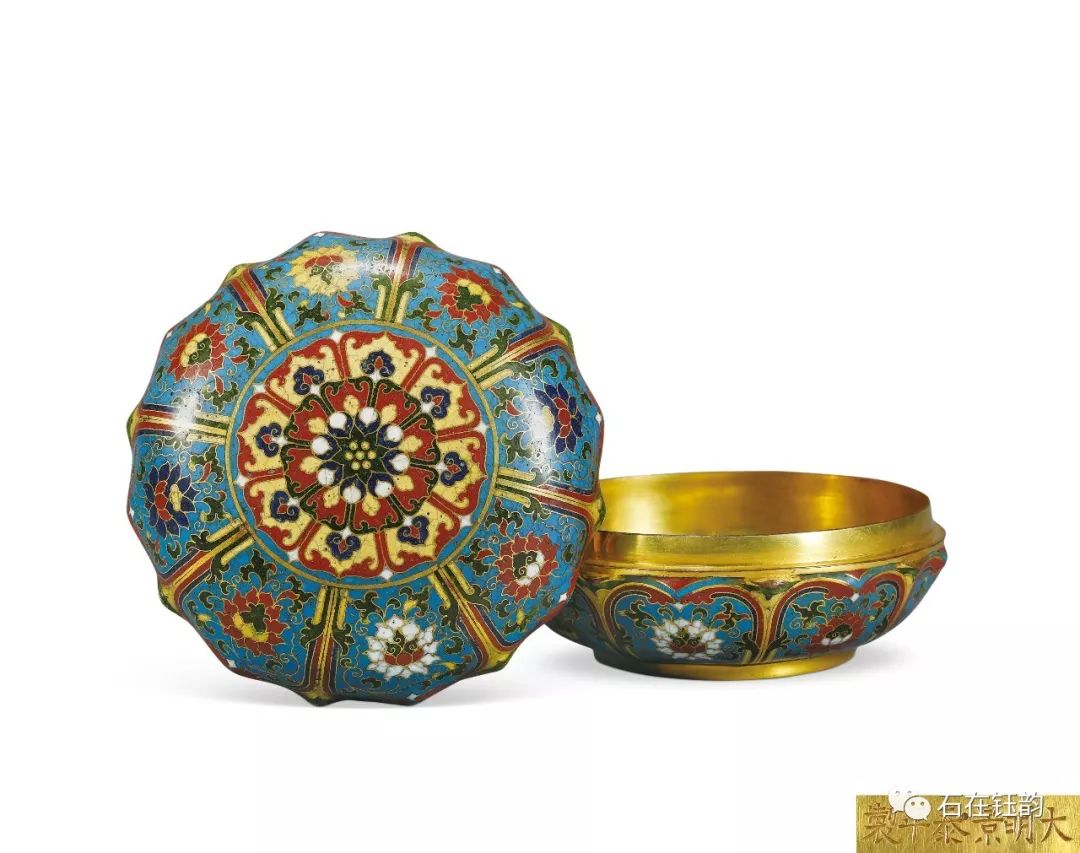 一对瓷器拍卖 (拍卖100元的瓷器)