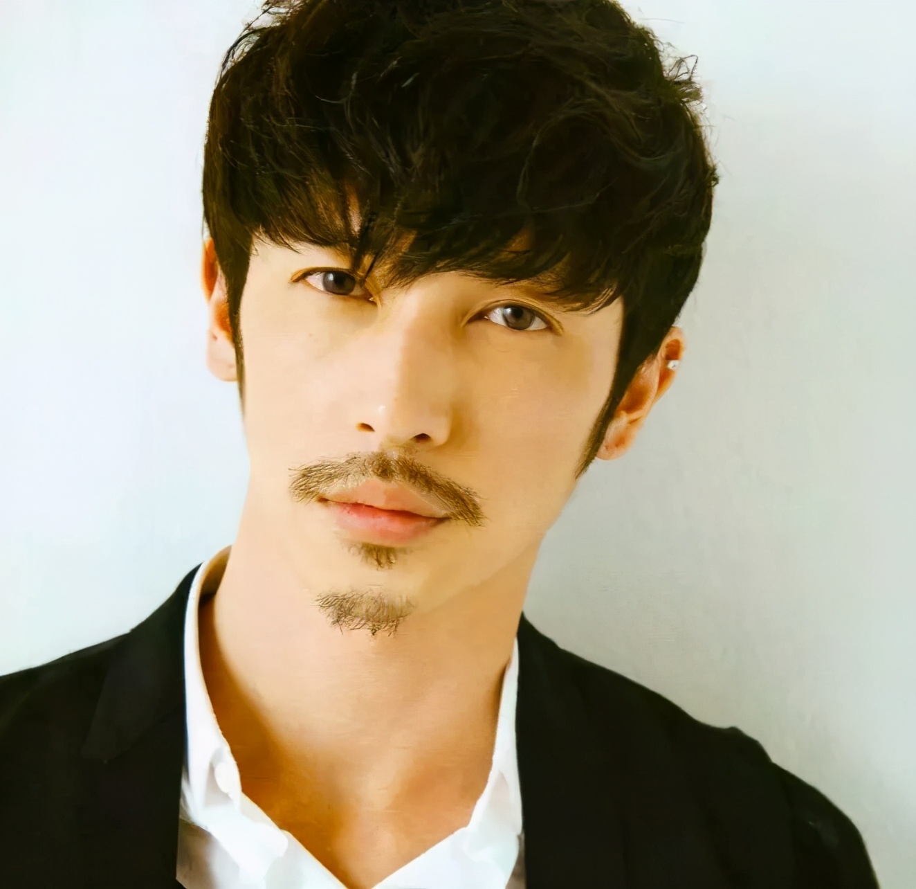 40岁大叔超帅日本,看看日本大叔年轻时的颜值有多绝