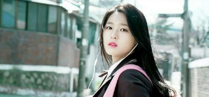 AOA遭遇*团退**风波后，参加女团生存赛，面对强势后辈能否成功？