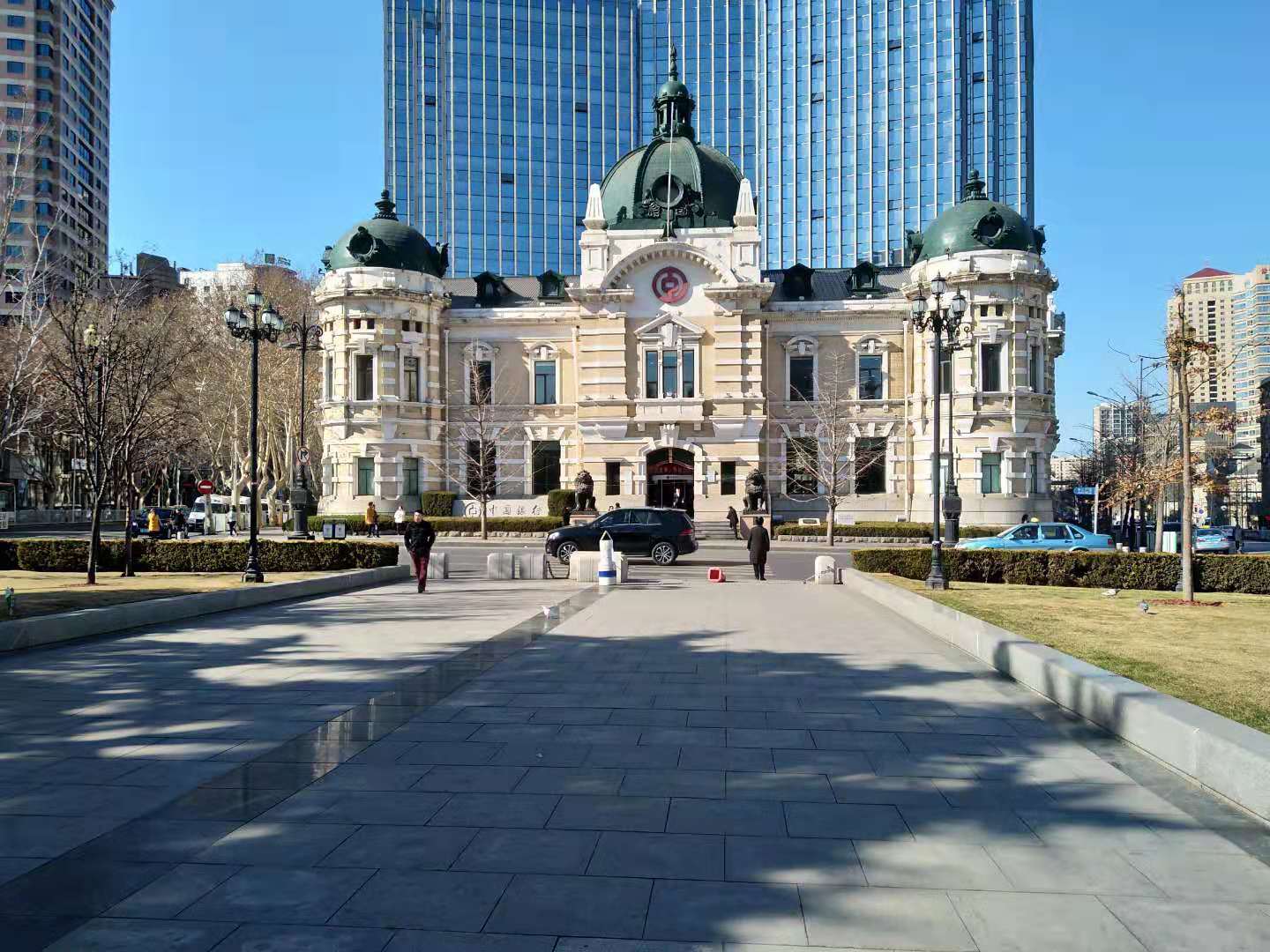 大连中山广场景观组成,大连中山广场十大历史建筑