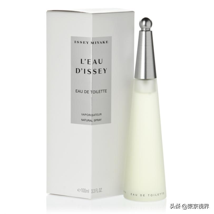 日本服装设计大神三宅一生的美学冒险：时尚就是在变魔术